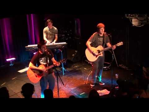 Joey Cape and Tony Sly - Alien8 (Live @ Le Cercle Quebec)