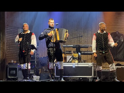 Ansambel DAR - Spet Me Razganja