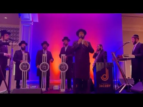 Heartwarming Chupa • Motty Ilowitz • Duddy Jacoby • Shira Choir | חופה מרגשת עם מאטי אילאוויטש ושירה