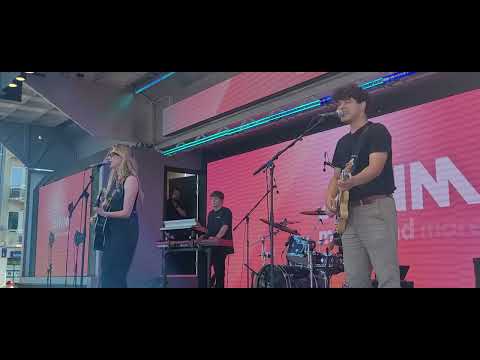 Judith - Are You Done  Live bij @MNMbe Summertime