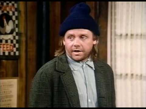 Newhart 4x03 Summa Cum Larry