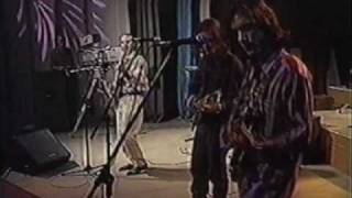 BURBLES - "Cancion por los Perros" (A Mitad de Hoy - TV Show)