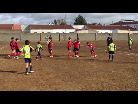 ALEVINES. ATLETICO PUEBLONUEVO 5 - EMD TALAVERA B 4 (04/02/17)