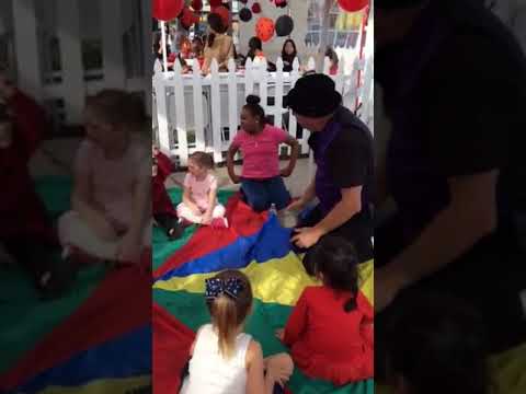 Total Kids Entertainment - Dynamic Dave's Crazy Balloon Routine