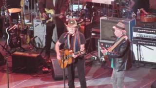 Willie Nelson and Keith Richards Reasons to Quit- Merle Haggard Tribute, Nashville, TN 4/6/17