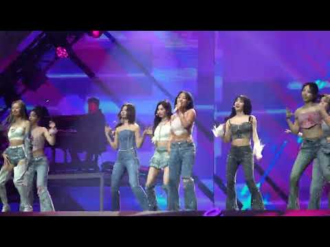 230612 TWICE(트와이스) 'Talk that Talk' TWICE 5TH WORLD TOUR ‘READY TO BE’ @Oakland Arena