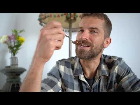 We tried the most delicious chocolate cakes in Lima. We paid, eh, everything is paid for here! Tr...