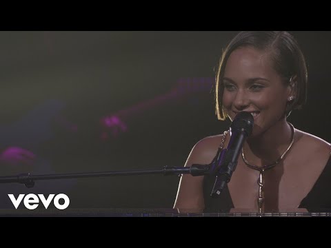 Alicia Keys - A Woman's Worth (Live from iTunes Festival, London, 2012)