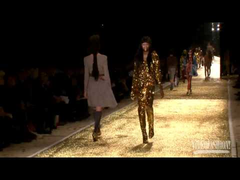 Vivienne Westwood  - Autumn/Winter 2011-12 - Videofashion Daily