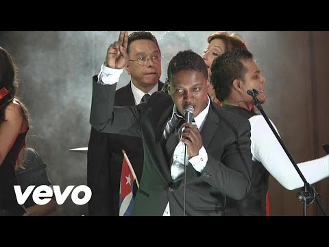 Arnold Moreno - Acuyuye (Live)