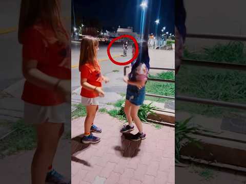 Se la sono vista brutta 😵😱🚴‍♂️