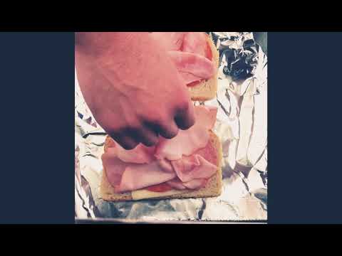 ITALIAN  DELI SANDWICH AT HOME