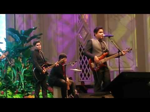 Romancinta @ Caliph Buskers