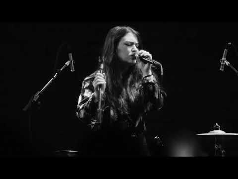 Ana Coman - Cum ești - live @Control