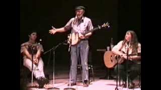 Pete Seeger performs &quot;Abiyoyo&quot; at 1997 Folklife