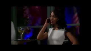 Scandal 2x15 Fitz is TOTALLY jealous To see Olivia happy when talking on the phone.