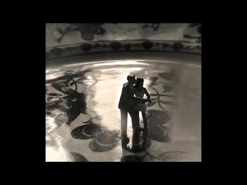 Video thumbnail for Titni Lo Lehasbir - תתני לו להסביר