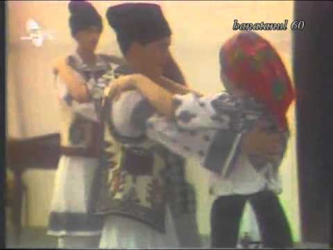 Formația de dansatori al C.C. Torac-Festivalul de folclor şi muzică românească-Seleuș-1994