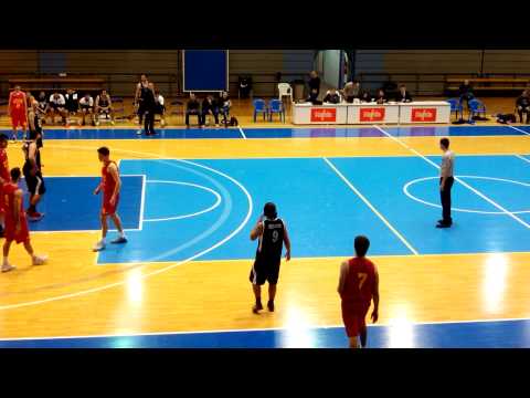 Canasta ganadora del UCAM Murcia frente a Benidorm