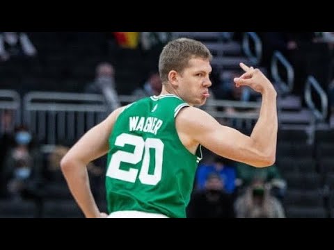 Wagner and Kleber...Struggle in HILARIOUS Jump Ball Fail!