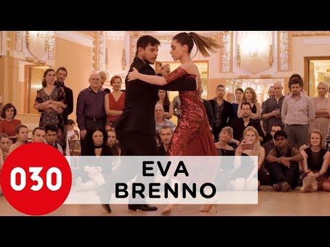Eva Icikson and Brenno Marques – Guapeando