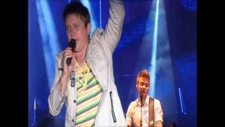 Michel teló canta Mulherada open bar com Léo Lima