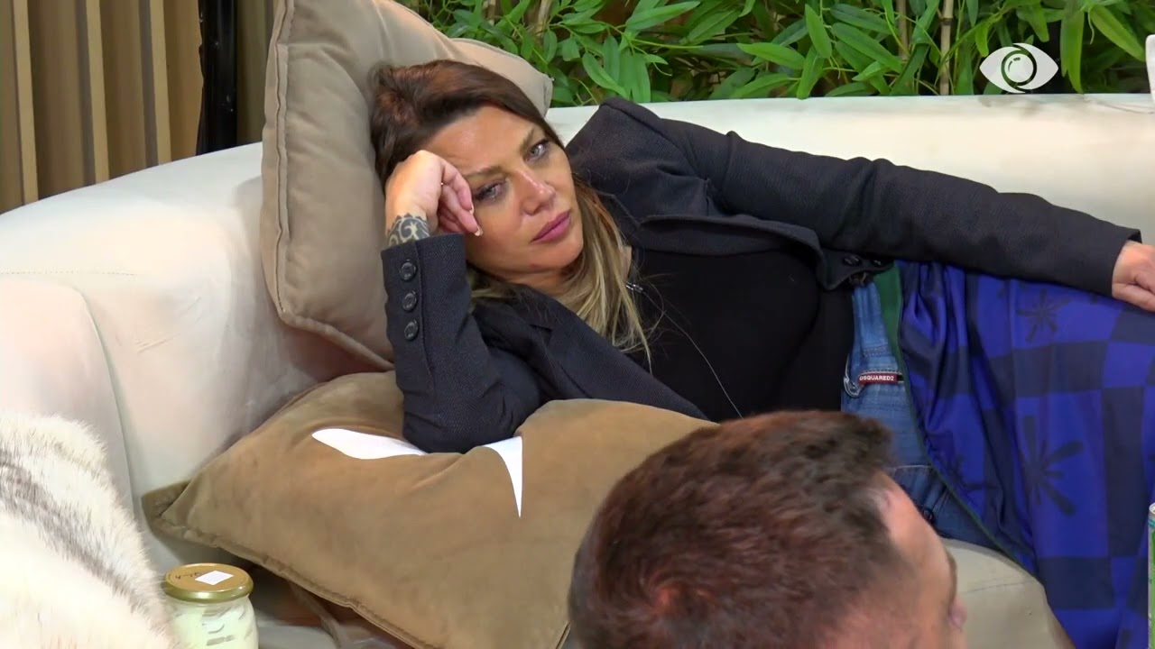 Danja është e lëkundur në lojë/ Kelly bisedon me Gertën