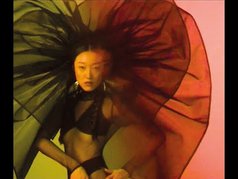 Hopla Geiss - Weinsanto SS22 Collection