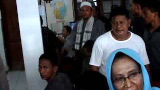 Rentenir Nyaris Diamuk Massa Hamparan Perak2