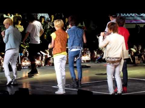 [HD] SHINee Replay at SMTown NYC MSG