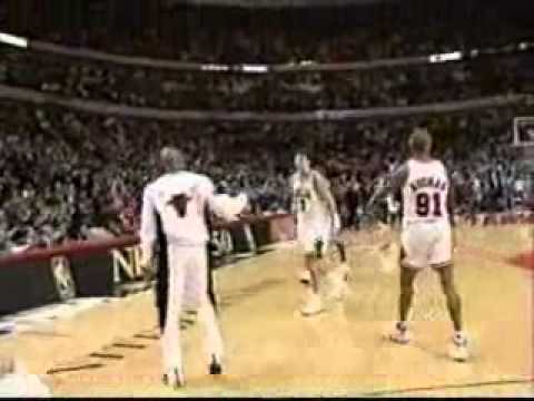 Toni Kukoc destroys Lakers with 31 point, 3p(6-7)
