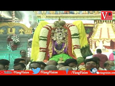 శ్రీవారి న‌వ‌రాత్రి బ్రహ్మోత్సవాల్లో గరుడ వాహనం in తిరుమ‌ల‌ Vizagvision....