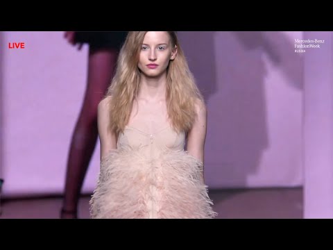 Ruban Fall/Winter 2021 Runway Show | Mercedes-Benz Fashion Week Russia | VRAI Magazine