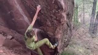 Video thumbnail of Pumuki, 7a+. Albarracín