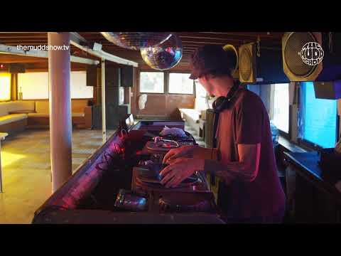 hitekjaz | themuddshow