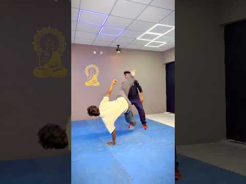 Effective Kicks | Self Defense Tips | #karate #muaythai #foryou #fyp #mma #kickboxing