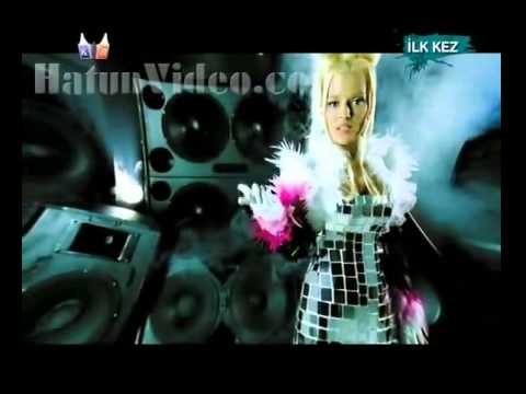 Demet Akalın   Mucize Orjinal Video Klip 2008   Süper Kalite