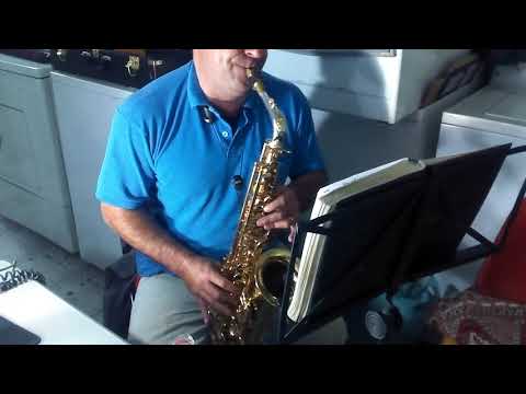 Hino 107 CCB sax alto no soprano