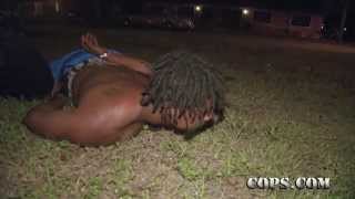 Warrant Wanted Runner, Officers Nick Ursitti and Charles Ciulla, COPS TV SHOW