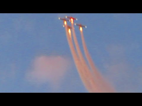 Aeroshell Aerobatic Team Twilight Performance @ EAA Airventure 2023