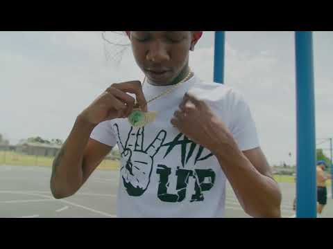 Tru Carr Playing Basketball At The Park