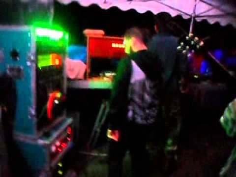 Tiberias Towa last tune w/ Soom T on the mic @ Dump Town Festival 2014