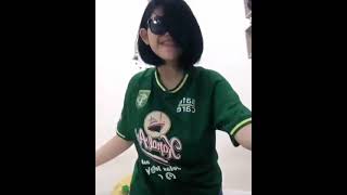Download lagu Bonita Persebaya Surabaya cantik banget mp3
