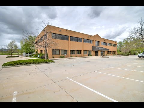 5335 Sterling Dr