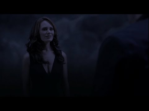 Amara and Dean meet for the first time - Supernatural S11E01