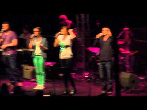Singin Veenendaal - 20 mei 2012 - Opwekking 557 - Laat Uw glorie zien