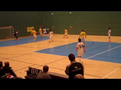 Kbh. Futsal-BGA 08-02-2015 - Nikolaj Kongsbirk scoring - 1