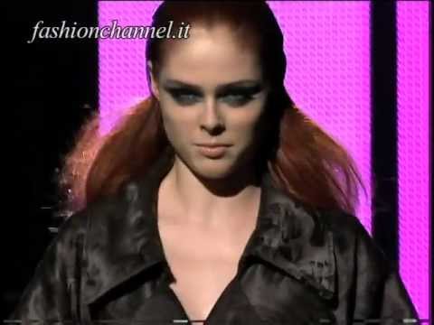 "Versace" Autumn Winter 2009 2010 Milan 1 of 3 pret a porter woman by FashionChannel