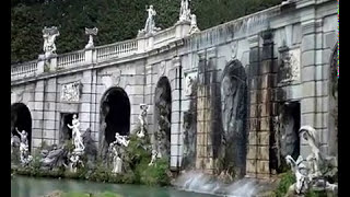 preview picture of video '♥ El Paseo de Aurin. Reggia di Caserta ♥'