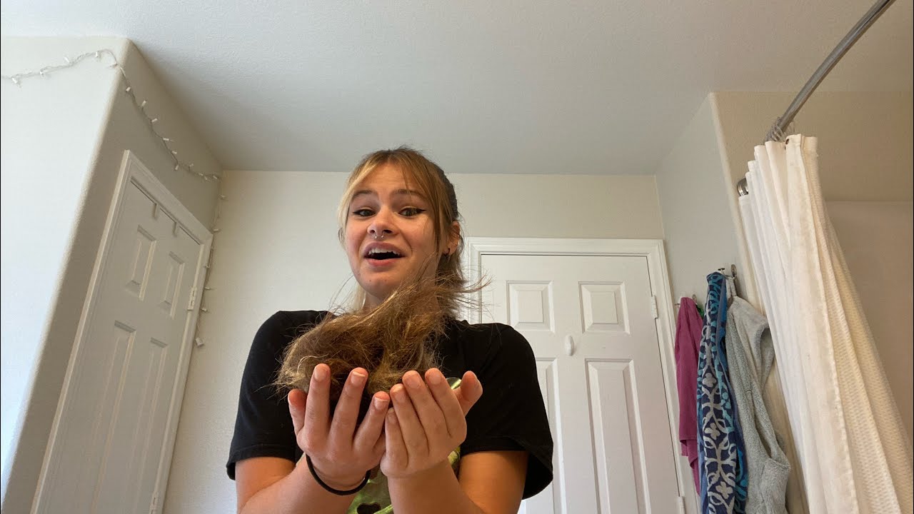 CUTTING MY HAIR!!!! Pt2 :)